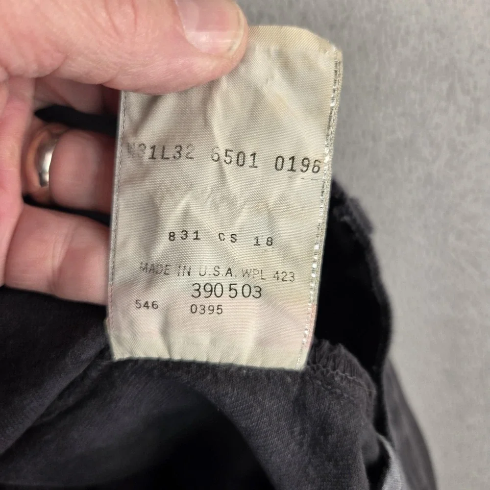VTG Levis 501 Jeans Mens 31x32‎ (Fits 26x28) Black Denim Button Made In USA 90s